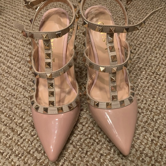 Nude Studded Heels- size 6.5 - Picture 2 of 6